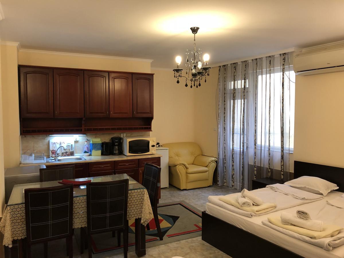 Marinela Apartments Pomorie Luaran gambar